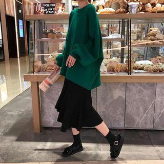 Plain Sweater / Midi Skirt