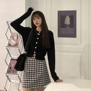 Plain Cardigan / Houndstooth Mini A-line Skirt