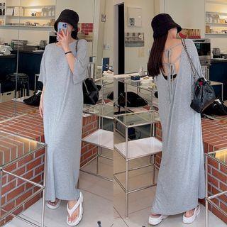 Short-sleeve Open-back Midi T-shirt Dress