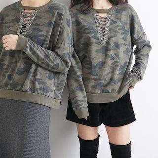 Lace-up Camo Print Sweatshirt
