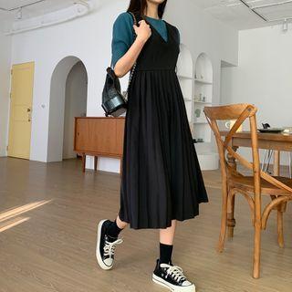 V-neck Accordion-pleat Jumper Dress