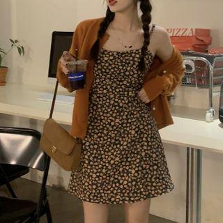 Pearl Botton Plain Sweater Jacket / Floral Spaghetti-strap Dress