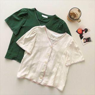 Short-sleeve V-neck Single-breasted Top
