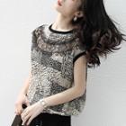 Short-sleeve Lace Panel Print Top
