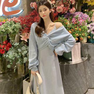 Long-sleeve Twist-front Cropped Sweater / Spaghetti Strap Plain Midi A-line Dress