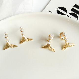 Fish Tail Stud Earring / Clip-on Earring