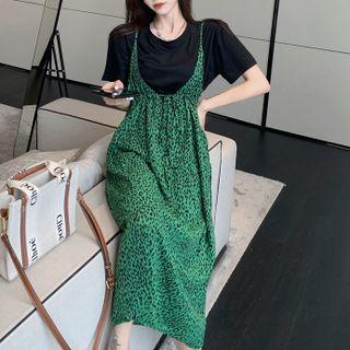 Short-sleeve Plain T-shirt / V-neck Sleeveless Dress