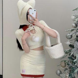 Contrast Collar Knit Crop Top / Mini Pencil Skirt / Hat