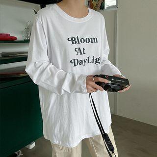 Round-neck Letter Long T-shirt
