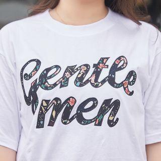 Set: Lettering Short-sleeve T-shirt + Cropped Floral Pants