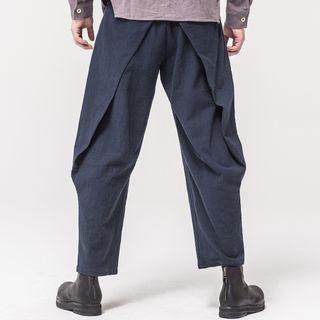 Chinese-style Pleated Straight-cut Pants