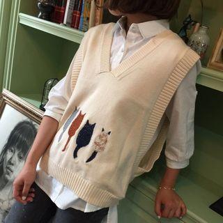 Cat Embroidered Knit Vest
