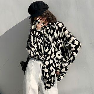 Patterned Shirt / Sweater / Straight Fit Jeans