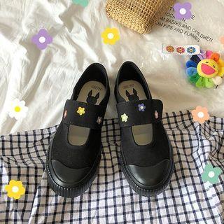 Canvas Strap Flats