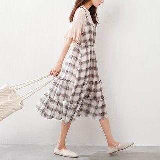 Set: Short-sleeve T-shirt + Plaid A-line Chiffon Dress