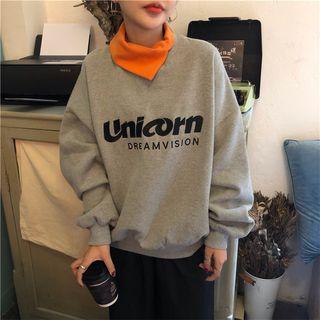 Contrast Collar Lettering Pullover