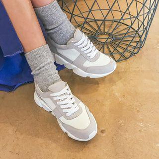 Two-tone Mesh Running Sneakers