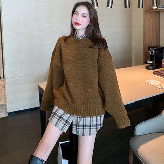 Crew-neck Sweater / Plaid Shirt