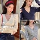 Long-sleeve V-neck Slim-fit Cropped Sweater