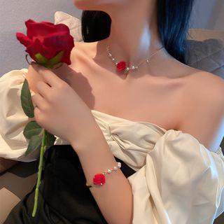 Rose Faux Pearl Choker / Bracelet