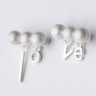 925 Sterling Silver Faux Pearl Lettering Non-matching Earring
