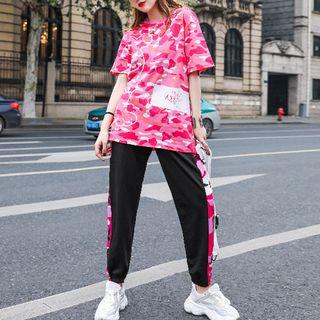 Set: Camo Short-sleeve T-shirt + Sweatpants