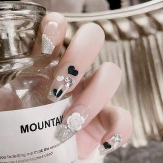 Flower Heart Pointed Nail Tips