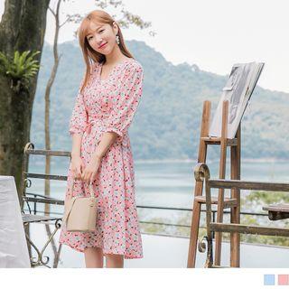 V-neck 3/4 Sleeve Floral Print Tie-waist Dress