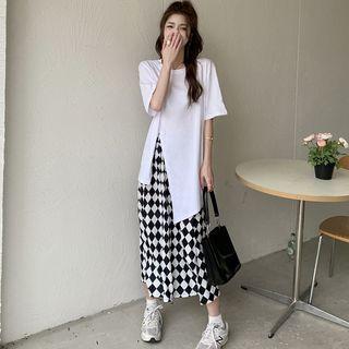 Irregular Slit T-shirt / Argyle Midi A-line Skirt