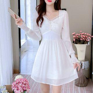 Long-sleeve Sweetheart Lace A-line Dress