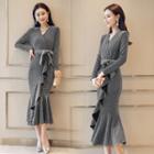 Ruffle V-neck Waist-tied Knit Dress