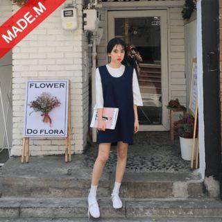 Round-neck Sleeveless Shift Dress