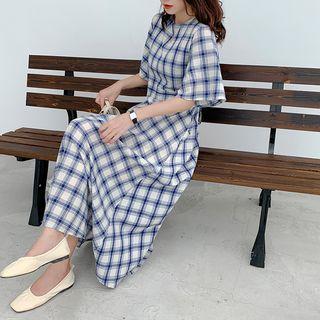 Short-sleeve Plaid Maxi A-line Dress Blue - One Size