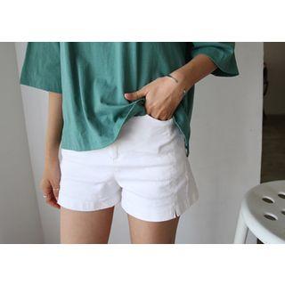 Flat-front Slit-hem Shorts
