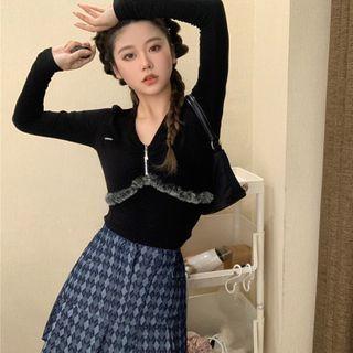 Long-sleeve Fluffy Trim V-neck Top / Diamond Print Mini A-line Skirt