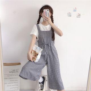 Short-sleeve T-shirt / Plaid Capri Jumper Pants