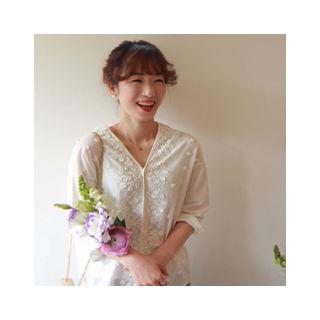 V-neck Flower-applique Blouse