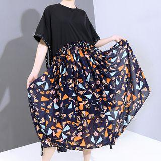 Printed Short-sleeve Midi A-line Dress Black - One Size