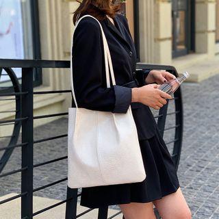 Crocodile Grain Faux Leather Tote Bag