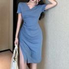 Short Sleeve V-neck Bodycon Dress