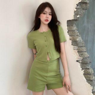 Short-sleeve Plain Top + High-waist Plain Shorts