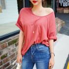 Colored Scoop-neck Loose-fit T-shirt