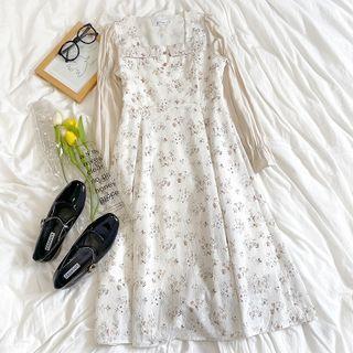 Bell-sleeve Floral Printed Square-neck Midi Dress