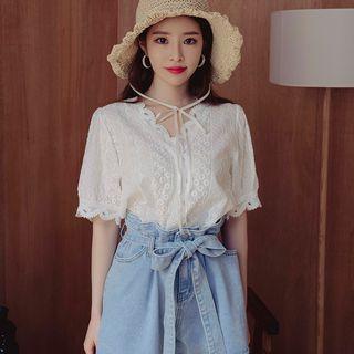 V-neck Scallop Trim Short-sleeve Blouse