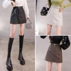 Faux Leather Mini Skirt / Chain / Set