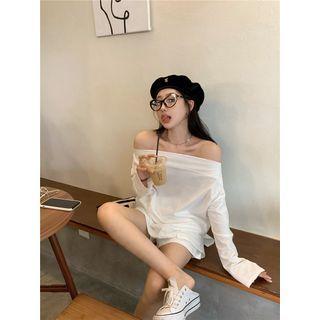 Long-sleeve Off Shoulder Top / Shorts
