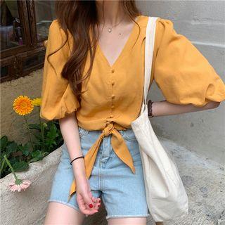 V-neck Short-sleeve Blouse / A-line Skirt