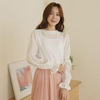 Loop-crochet Bell-cuff Blouse