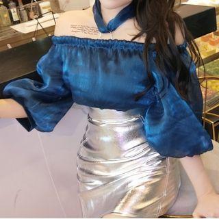 Puff-sleeve Halter-neck Top / Patent Mini Skirt