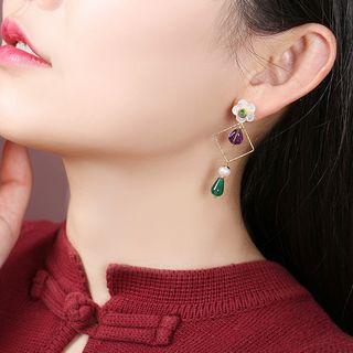 Scallop Flower & Agate Bead Dangle Earring